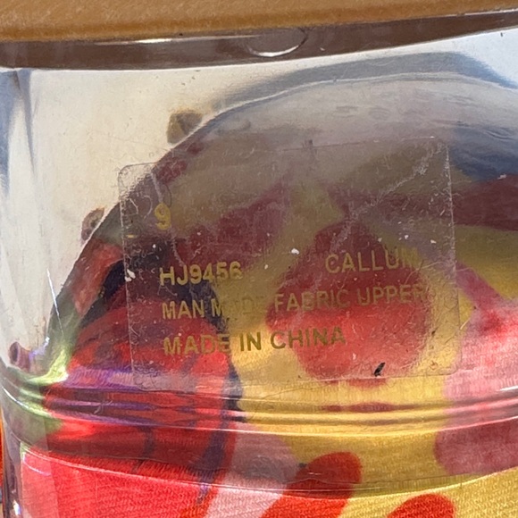 Cape Robbin Multicolor Floral Heels with Clear Platform - Picture 9 of 9